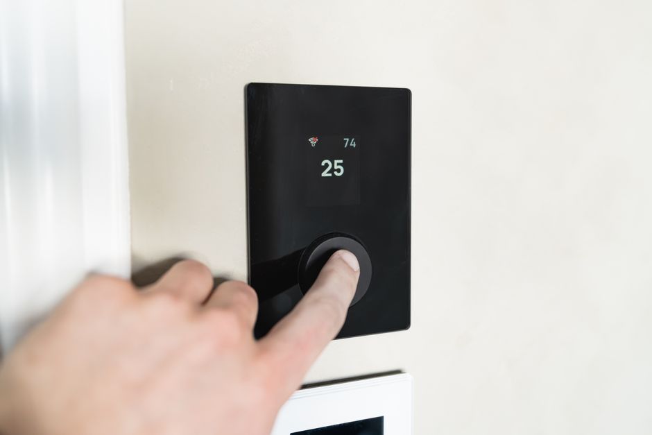 Smart home thermostat